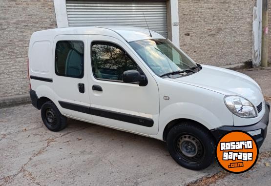 Utilitarios - Renault Kangoo 1.6 16v furgon 2012 Nafta 168000Km - En Venta