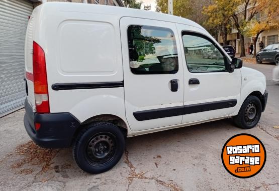 Utilitarios - Renault Kangoo 1.6 16v furgon 2012 Nafta 168000Km - En Venta