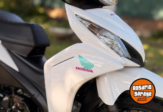 Motos - Honda Wave 2022 Nafta 18000Km - En Venta