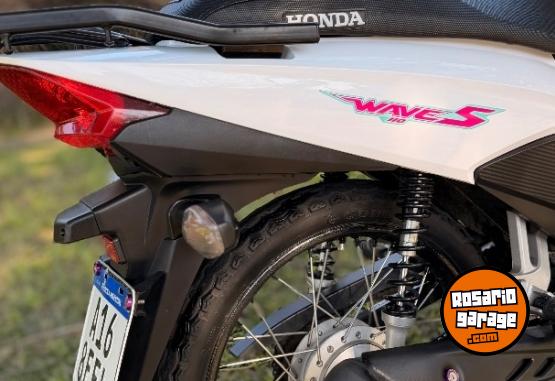 Motos - Honda Wave 2022 Nafta 18000Km - En Venta