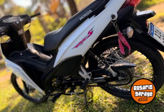 Motos - Honda Wave 2022 Nafta 18000Km - En Venta