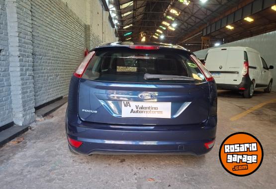 Autos - Ford Focus trend 1.6 2011 Nafta 147000Km - En Venta
