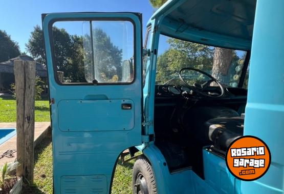Camiones y Gr�as - VENDO CAMiON 208 - En Venta