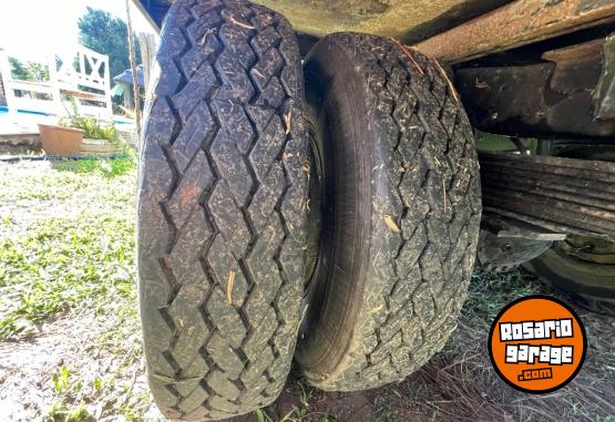 Camiones y Gr�as - VENDO CAMiON 208 - En Venta