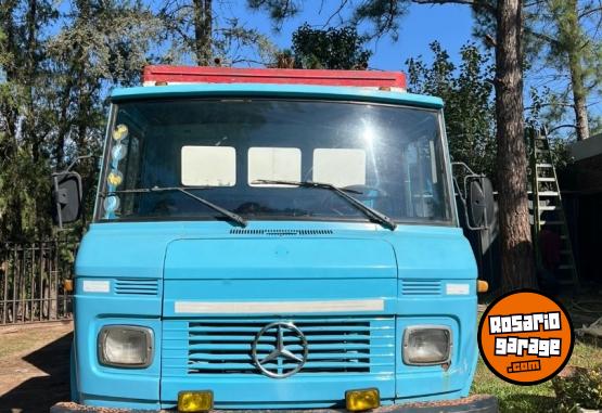 Camiones y Gr�as - VENDO CAMiON 208 - En Venta