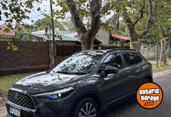 Camionetas - Toyota COROLLA CROSS ev 2022 Electrico / Hibrido 87000Km - En Venta