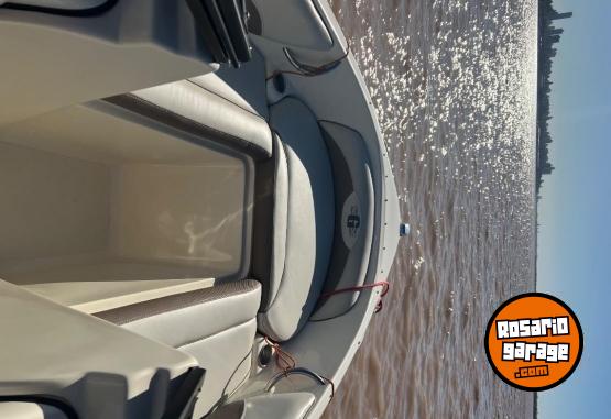 Embarcaciones - Lancha Deportiva Geuna F185 - Yamaha 115HP - 4T -- 2017 -- 135hs - En Venta