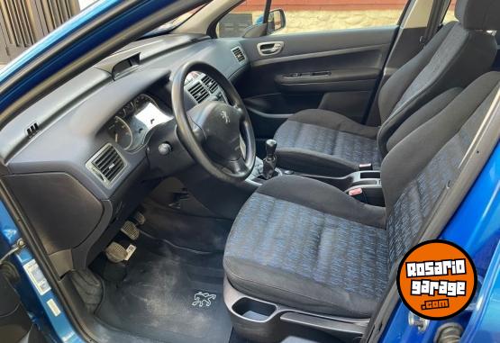 Autos - Peugeot 308 2002 Nafta 165000Km - En Venta