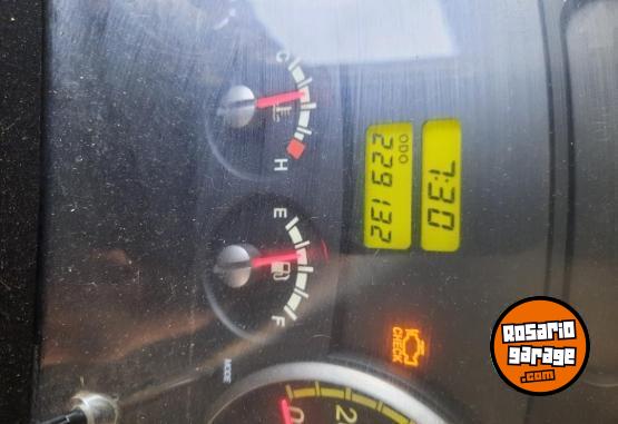 Camiones y Grúas - Kia k2500 - En Venta