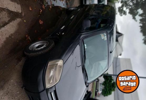 Utilitarios - Peugeot Berlingo 2014 Nafta 200000Km - En Venta