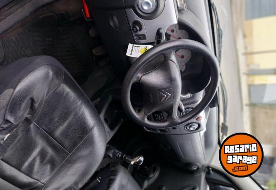 Utilitarios - Peugeot Berlingo 2014 Nafta 200000Km - En Venta
