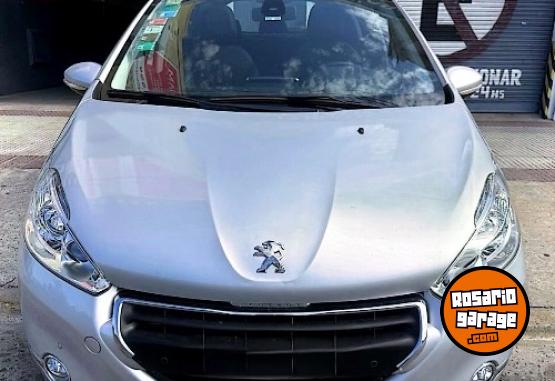 Autos - Peugeot 208 feline 2016 Nafta 112000Km - En Venta