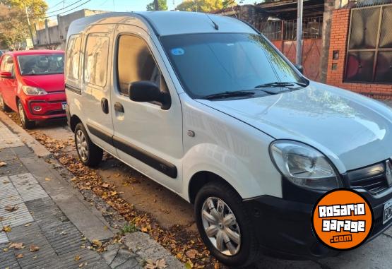 Utilitarios - Renault Kangoo 2015 GNC 163000Km - En Venta