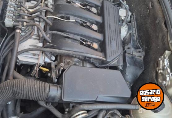 Utilitarios - Renault Kangoo 2015 GNC 163000Km - En Venta