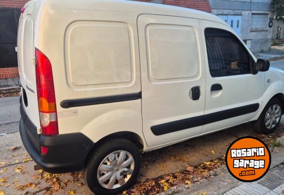 Utilitarios - Renault Kangoo 2015 GNC 163000Km - En Venta