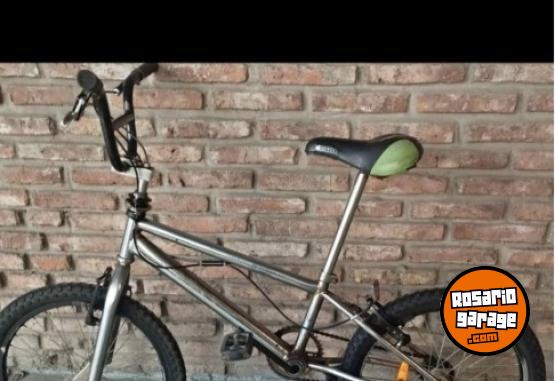 Deportes - VENDO BICI BMX  $180.000 - En Venta