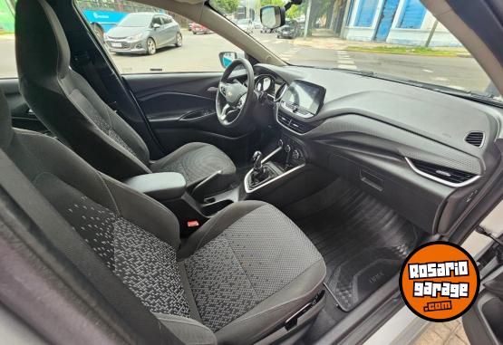 Autos - Fiat ONIX PLUS LT TECH ON STAR 2020 Nafta 90000Km - En Venta