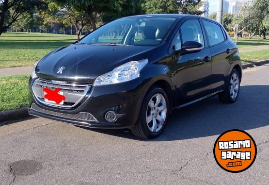Autos - Peugeot 208 2014 Nafta 120000Km - En Venta