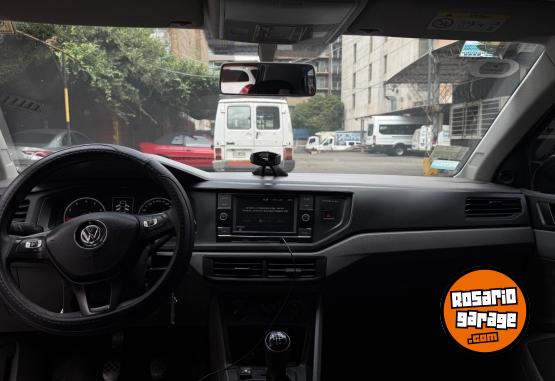Autos - Volkswagen Polo 2019 Nafta 130000Km - En Venta