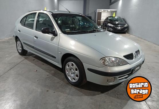 Autos - Renault Megane Corsa Astra 2007 Nafta 200000Km - En Venta