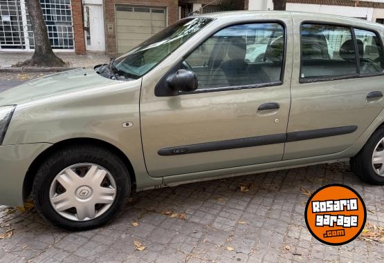 Autos - Renault Clio expression 2004 Nafta 197000Km - En Venta