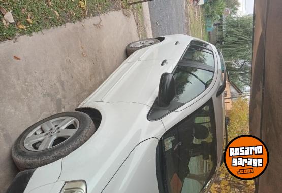 Autos - Volkswagen Suran 2010 Nafta 111Km - En Venta
