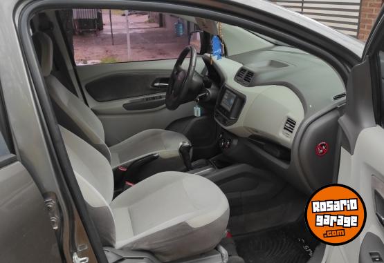 Autos - Chevrolet Spin 2015 GNC 222000Km - En Venta
