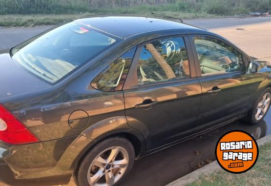 Autos - Ford Focus EXE Trend 2013 Nafta 130000Km - En Venta