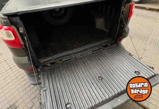 Utilitarios - Fiat Strada 2015 GNC 140000Km - En Venta
