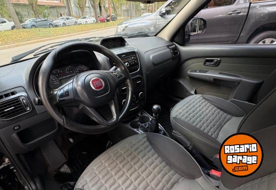 Utilitarios - Fiat Strada 2015 GNC 140000Km - En Venta