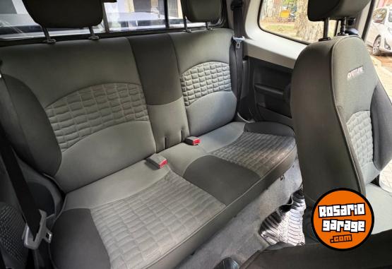 Utilitarios - Fiat Strada 2015 GNC 140000Km - En Venta