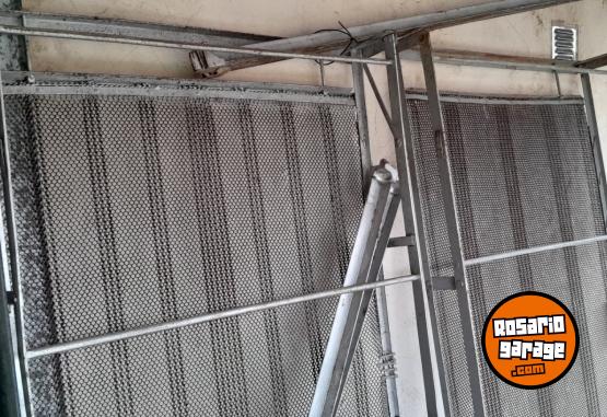 Hogar - Cama antigua de hierro - En Venta