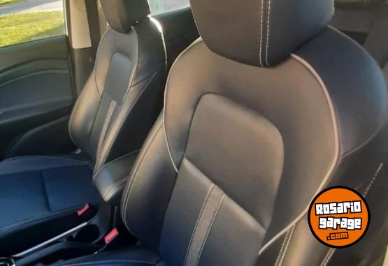 Autos - Chevrolet Tracker Premier 2021 Nafta 110000Km - En Venta