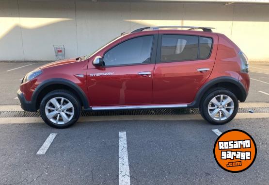 Autos - Renault SANDERO STEPWAY 2012 Nafta 121000Km - En Venta