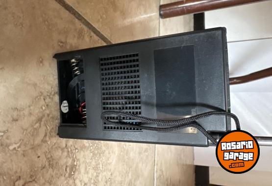Electrónica - Radio portátil a pilas - En Venta