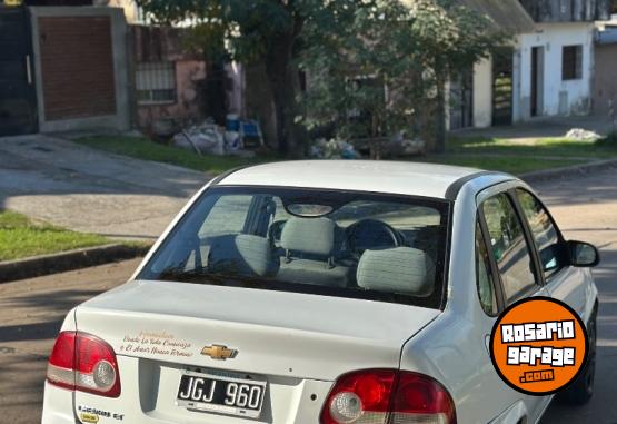 Autos - Chevrolet Corsa Classic LS 2011 Nafta 425000Km - En Venta