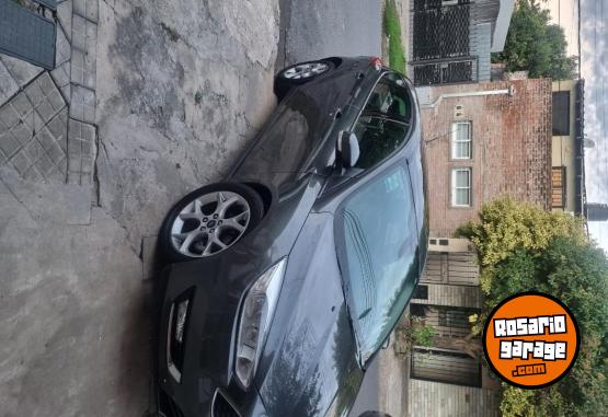 Autos - Ford Focus se plus 2016 Nafta 148000Km - En Venta