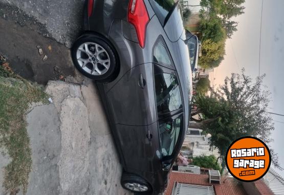 Autos - Ford Focus se plus 2016 Nafta 148000Km - En Venta
