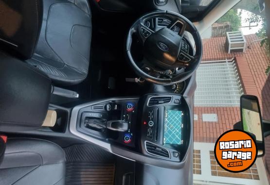 Autos - Ford Focus se plus 2016 Nafta 148000Km - En Venta