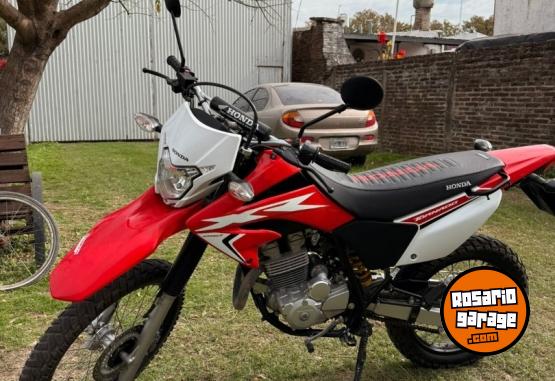 Motos - Honda XR 250 2023 Nafta 8000Km - En Venta