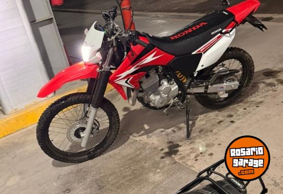 Motos - Honda XR 250 2023 Nafta 8000Km - En Venta