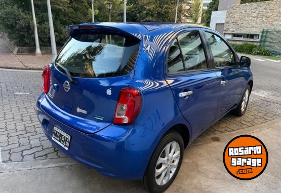 Autos - Nissan March pure drive 2014 Nafta 140000Km - En Venta
