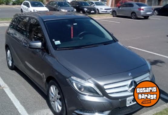 Autos - Mercedes Benz B200 2014 Nafta 120000Km - En Venta
