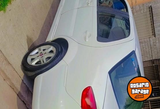 Autos - Fiat Siena 2018 GNC 180000Km - En Venta