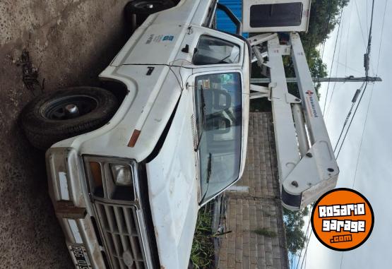 Camionetas - Ford F100 1985 GNC 100000Km - En Venta