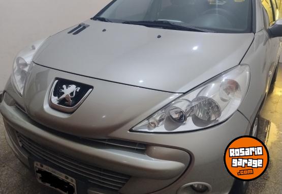 Autos - Peugeot 207 2013 Nafta 125000Km - En Venta
