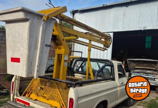 Camionetas - Ford F100 1983 Diesel 100000Km - En Venta