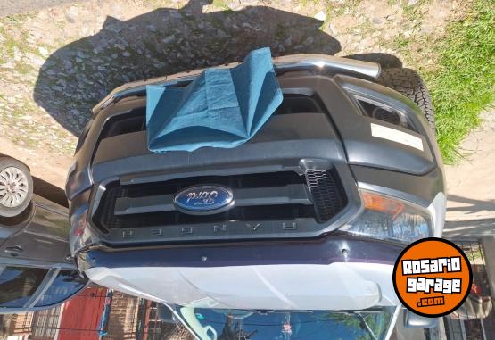 Camionetas - Ford Ranger 2016 GNC 196000Km - En Venta