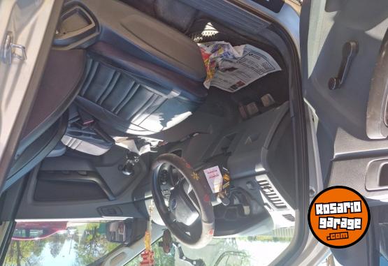 Camionetas - Ford Ranger 2016 GNC 196000Km - En Venta