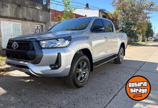 Camionetas - Toyota SR 4x2 AT 2025 Diesel 14500Km - En Venta